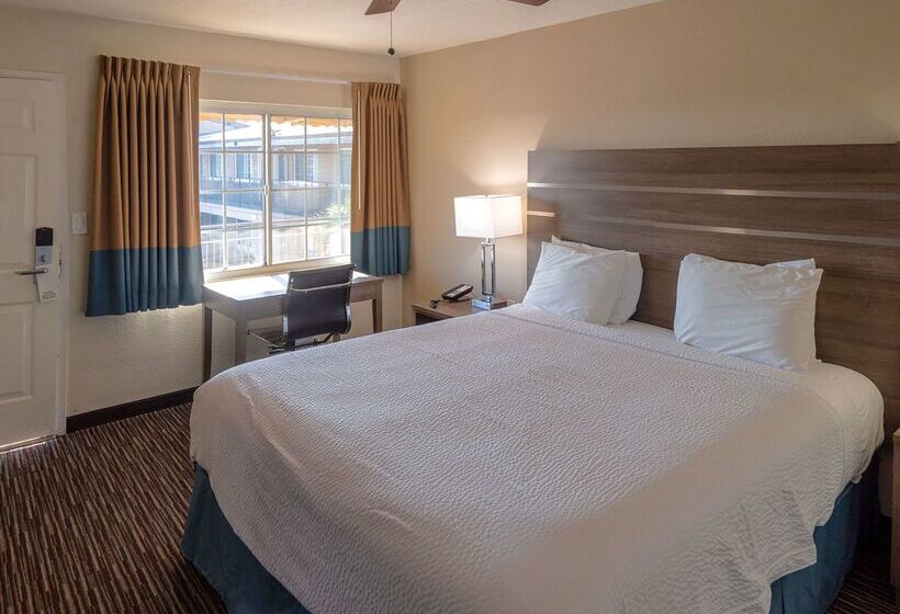 هتل Rodeway Inn Near Universitygateway To Yosemite