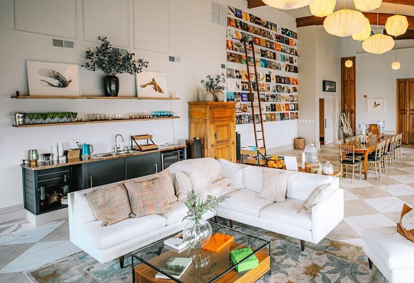 فندق Sagecliffe Resort & Spa