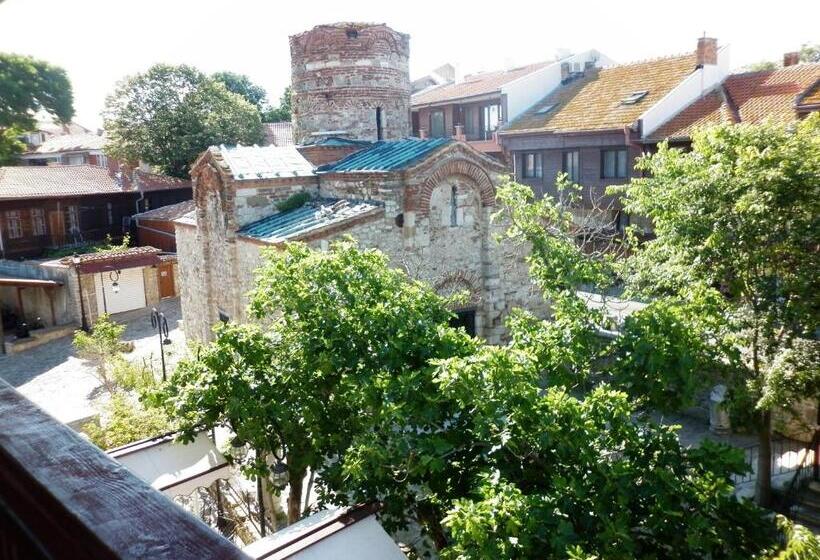 בית מלון כפרי Saint John Baptist Nessebar