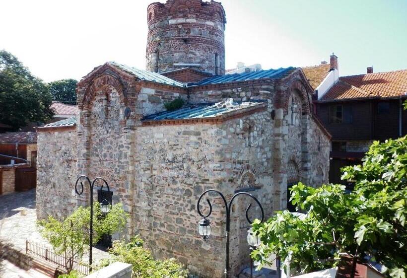 בית מלון כפרי Saint John Baptist Nessebar