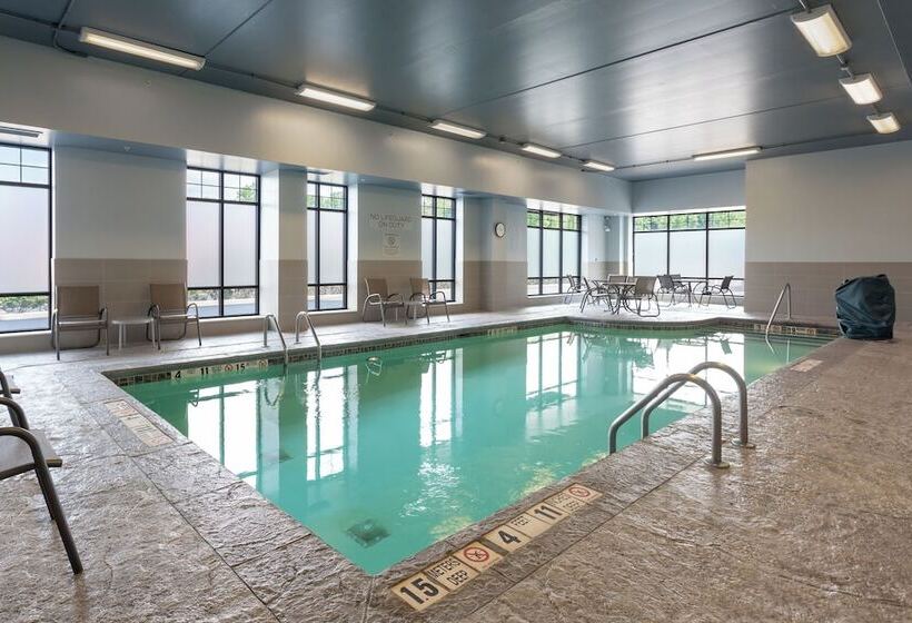 Отель The Mosey Buffalo Williamsville, Tapestry Collection By Hilton