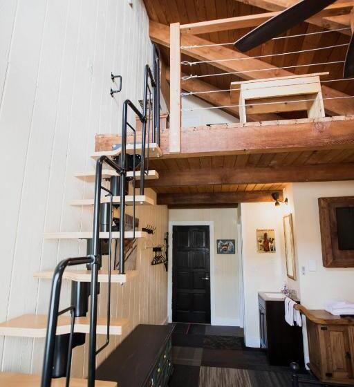 Отель The Viking Lodge Downtown Winter Park Colorado