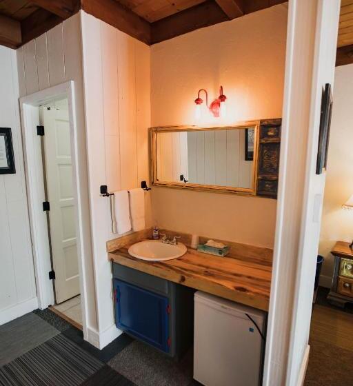 Отель The Viking Lodge Downtown Winter Park Colorado