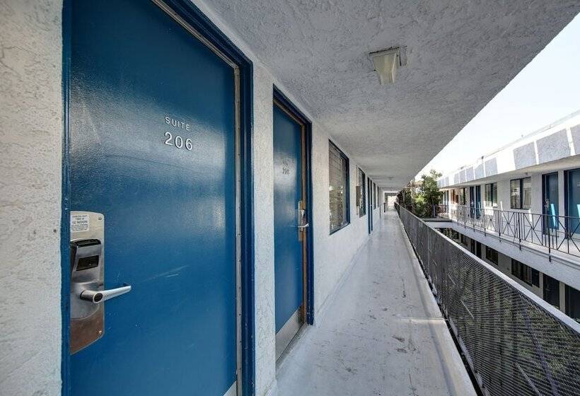 Tradewinds Hotel Lax Airport