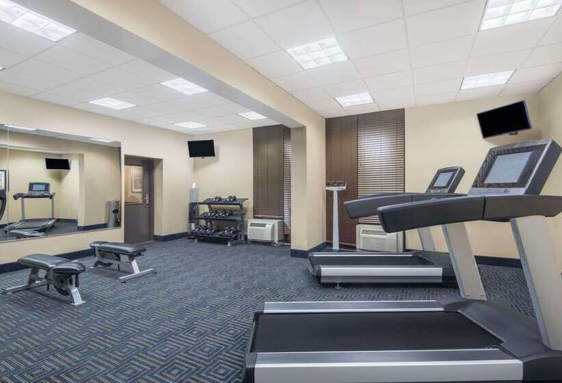 ホテル Wyndham Garden Texarkana