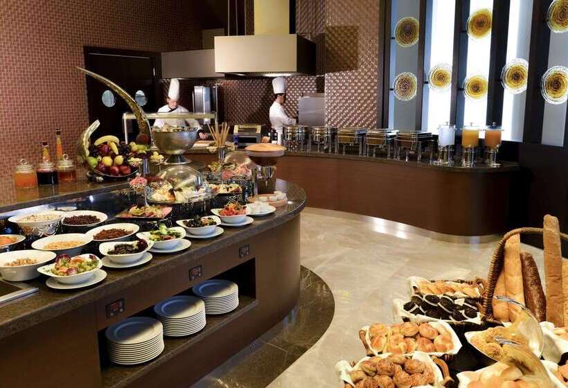 ホテル Wyndham Grand Istanbul Europe