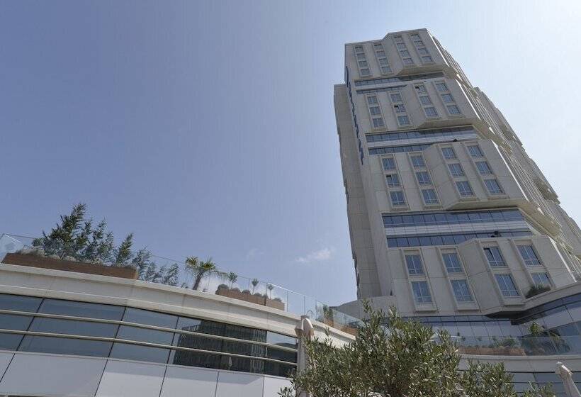 ホテル Wyndham Grand Istanbul Europe