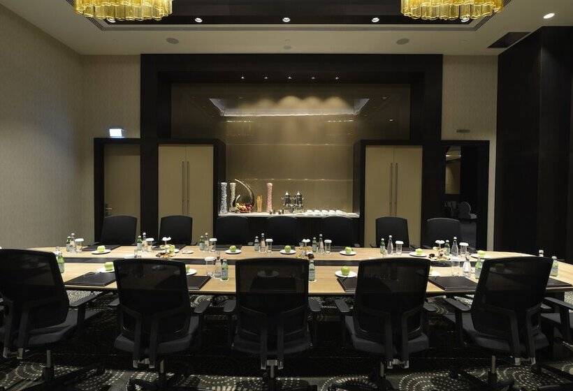 ホテル Wyndham Grand Istanbul Europe