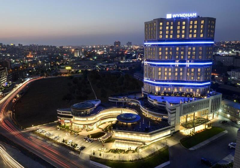 ホテル Wyndham Grand Istanbul Europe