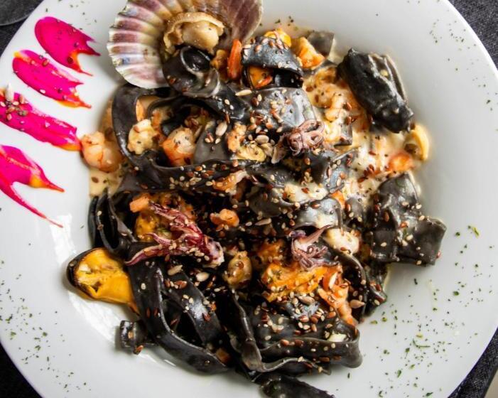 Howard Johnson Hotel & Convention Center Madariaga   Carilo