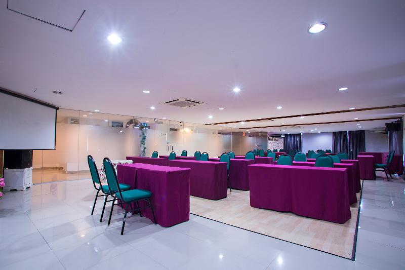 酒店 Swing & Pillows   Kajang Selangor