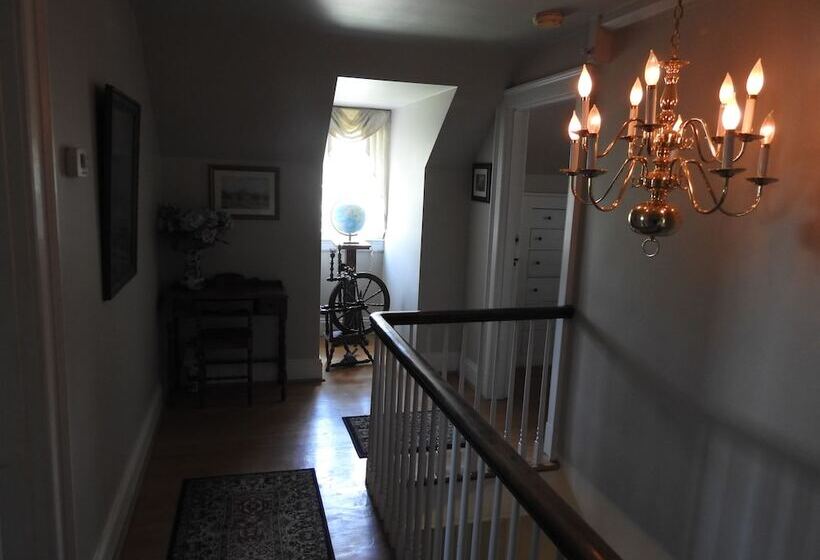 Magnolia Manor B&b Inn