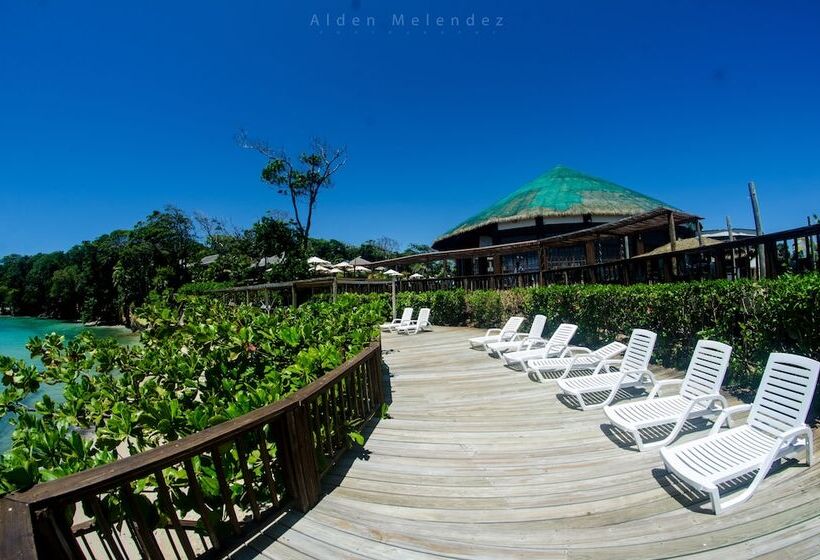 Media Luna Resort & Spa