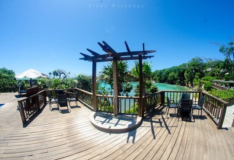 Media Luna Resort & Spa