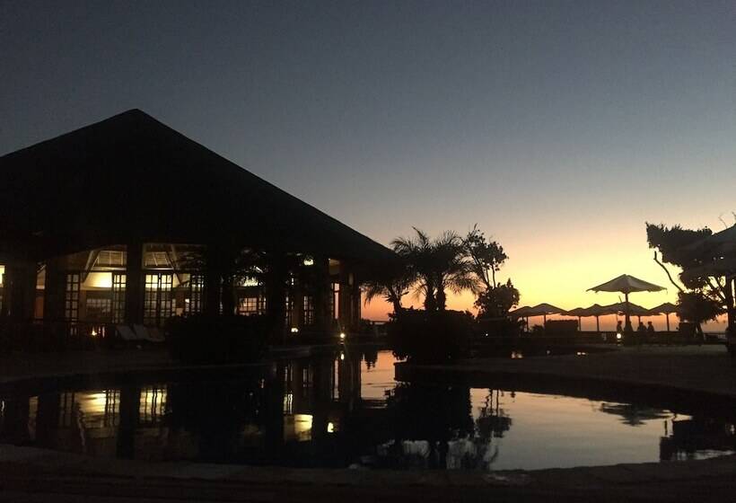 Media Luna Resort & Spa