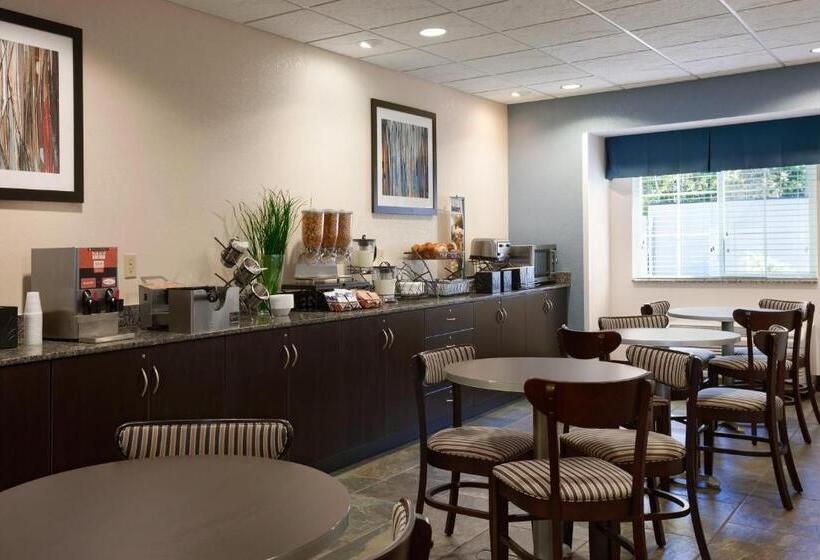 Microtel Inn & Suites Wilkes Barre