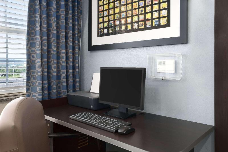 Microtel Inn & Suites Wilkes Barre