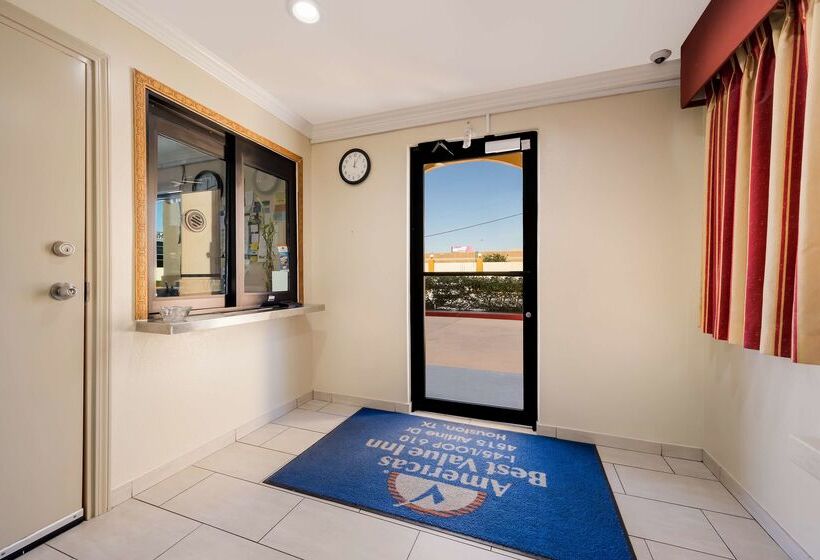 모텔 Americas Best Value Inn I 45 / Loop 610