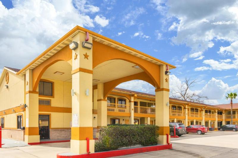 모텔 Americas Best Value Inn I 45 / Loop 610