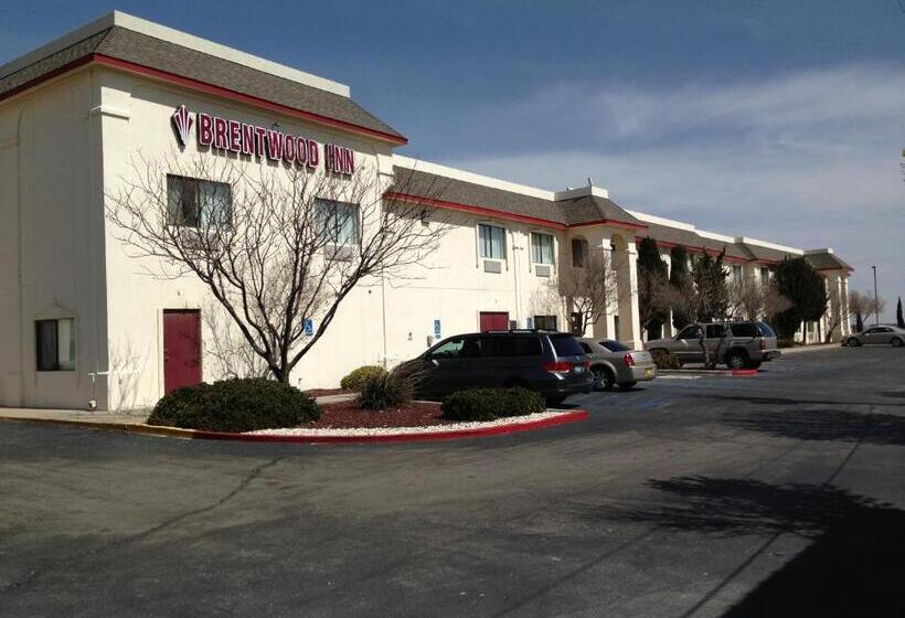 فندق على الطريق Brentwood Inn & Suites