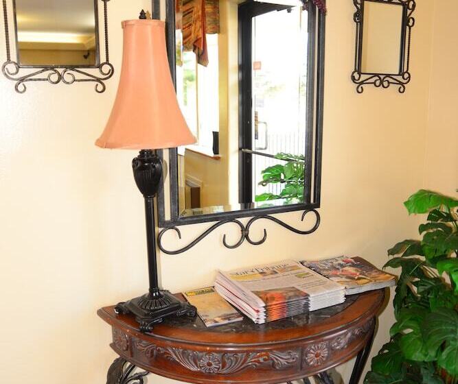 فندق على الطريق Budget Inn Express