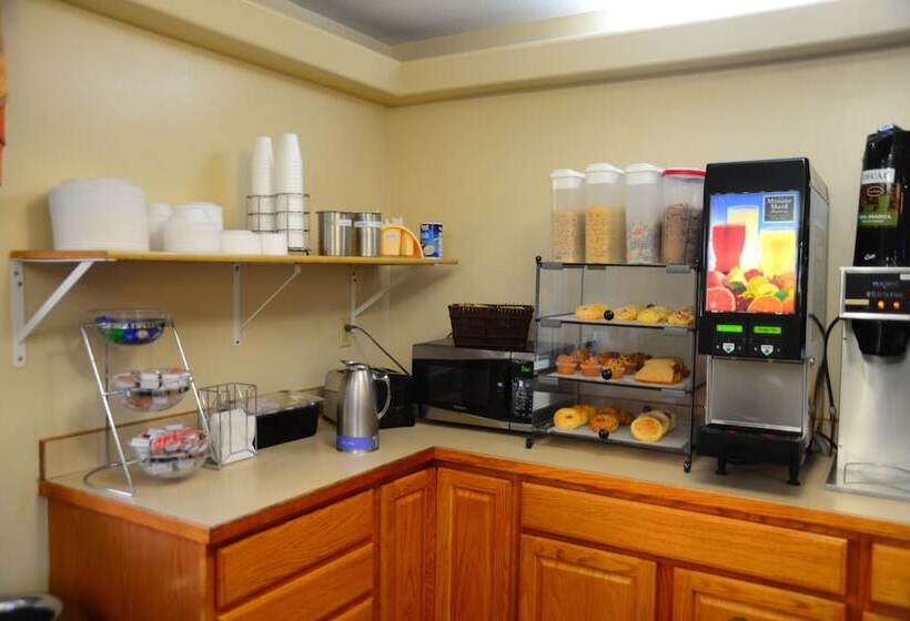 فندق على الطريق Budget Inn Express