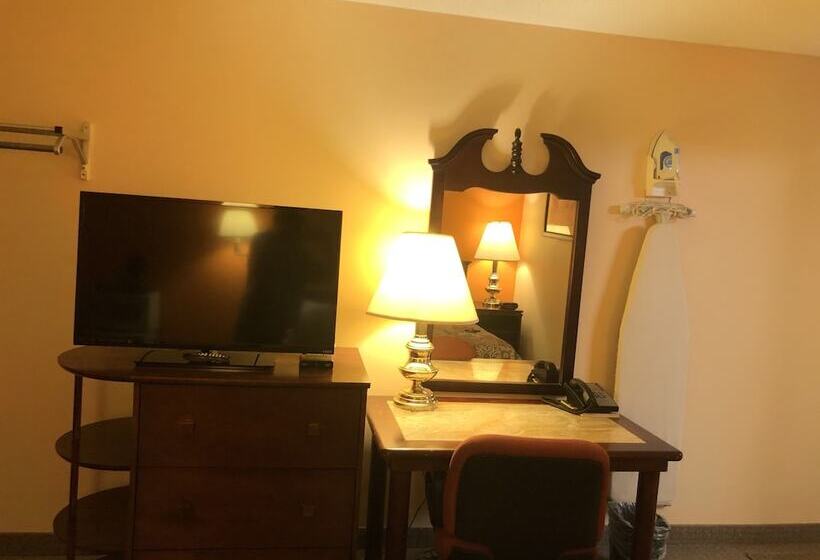 فندق على الطريق Canton Inn