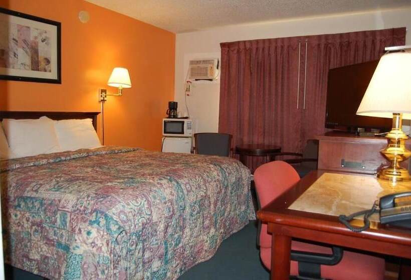 فندق على الطريق Canton Inn