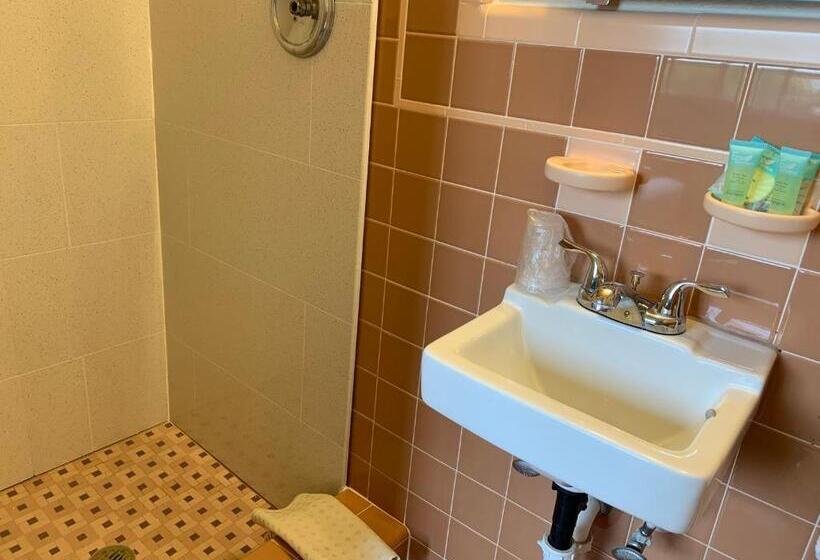 מוטל Dolphin Inn