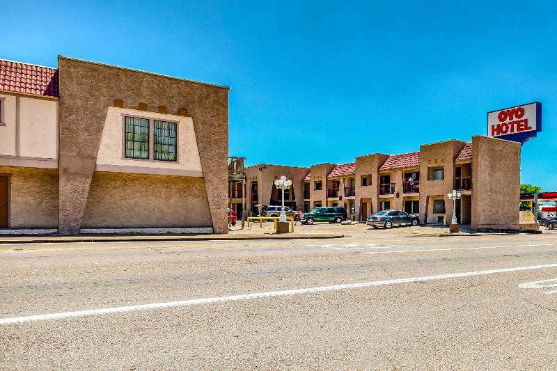 מוטל Express Inn & Suites Groesbeck