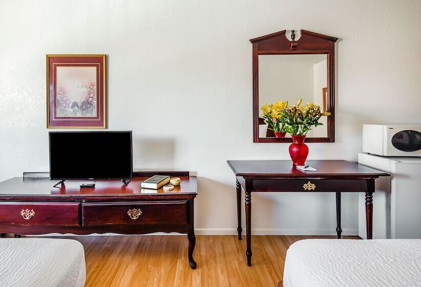 מוטל Express Inn & Suites Groesbeck