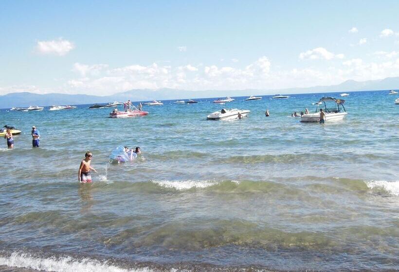 Мотель Firelite Lodge