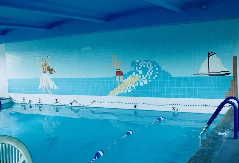 فندق على الطريق O Haire Inn