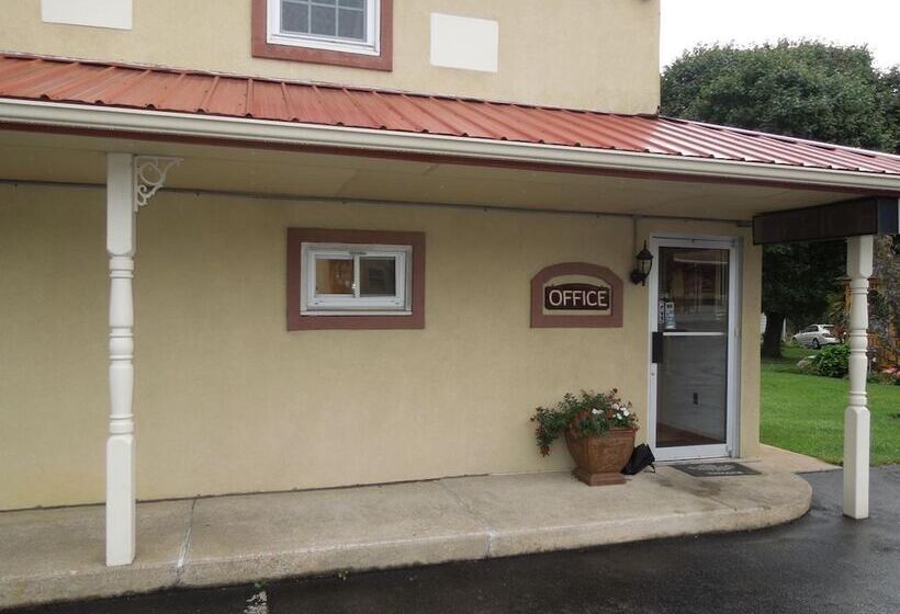 モーテル Red Carpet Inn Ronks