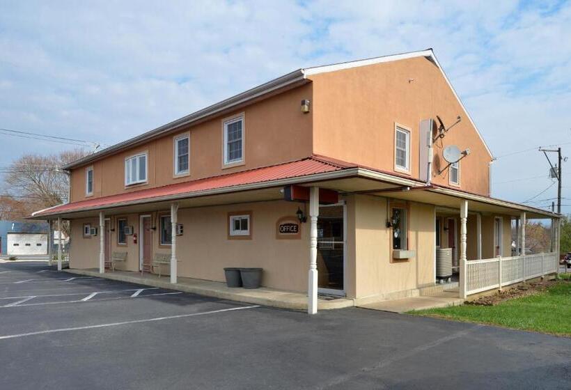 モーテル Red Carpet Inn Ronks