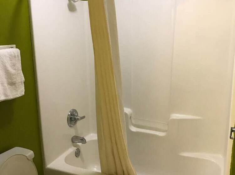 فندق على الطريق Relax Inn Mcrae