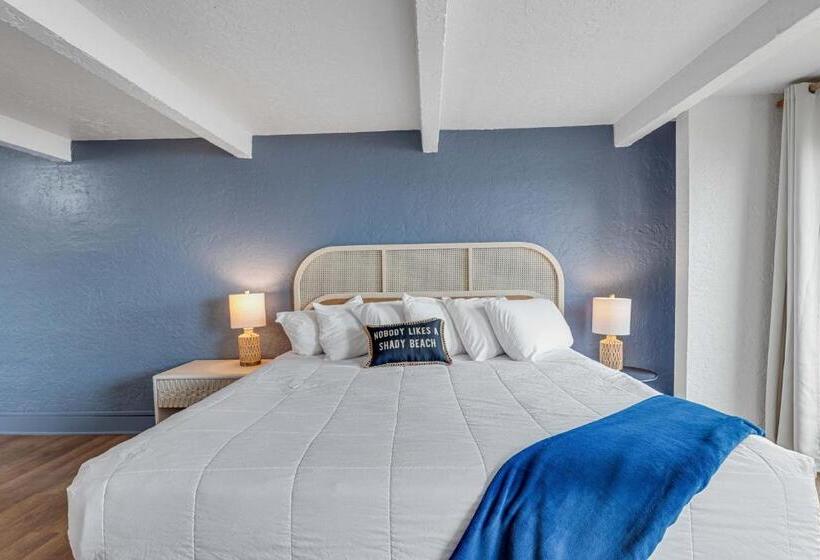 汽车旅馆  Seagull Beachfront Inn