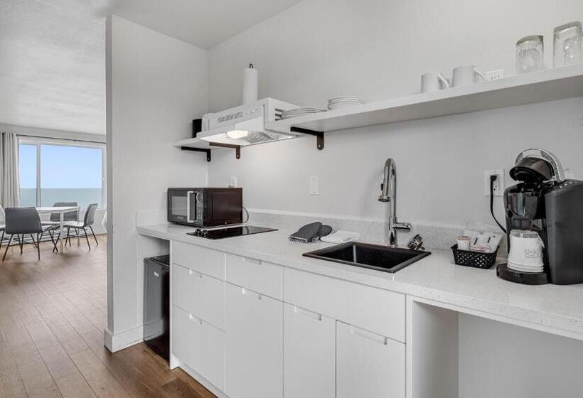 汽车旅馆  Seagull Beachfront Inn