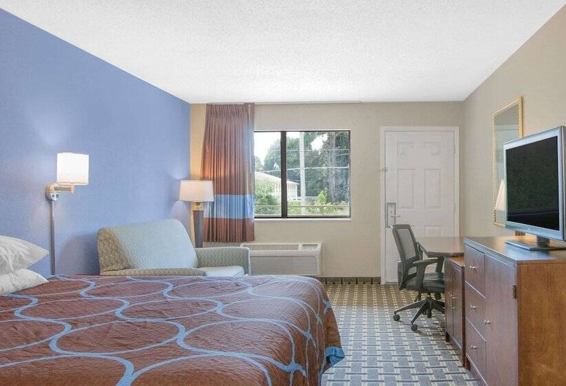 فندق على الطريق Super 8 By Wyndham Brinkley