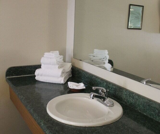 فندق على الطريق Tenkiller Lodge