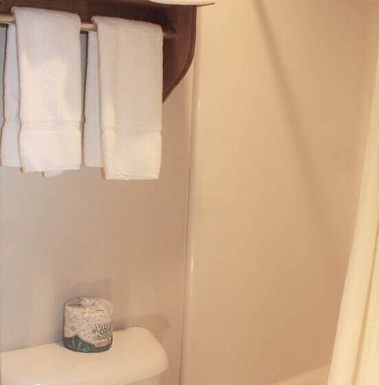 فندق على الطريق Tenkiller Lodge