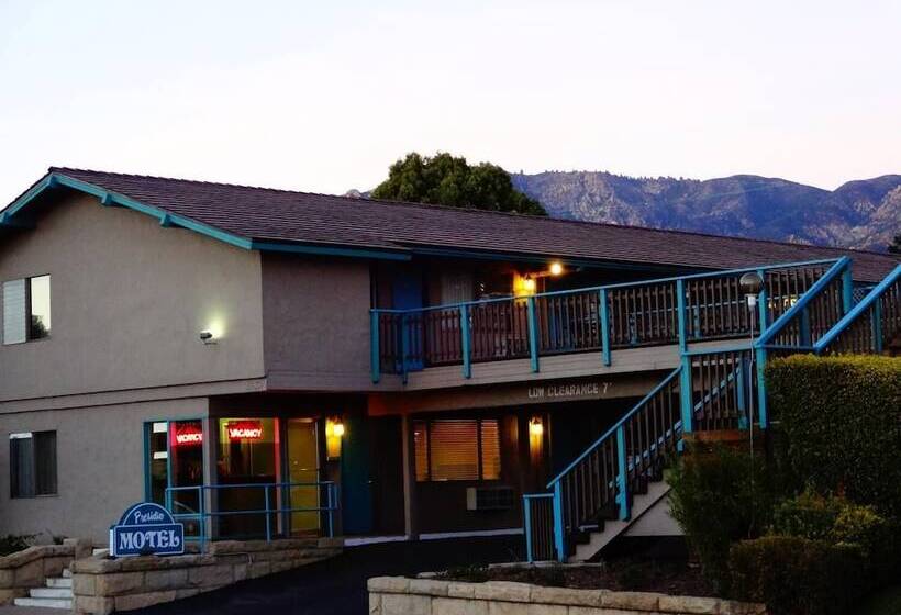 فندق على الطريق The Presidio