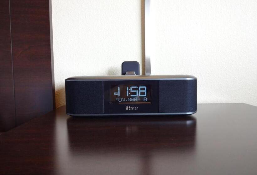 فندق على الطريق The Presidio