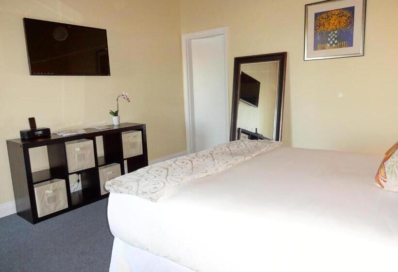 فندق على الطريق The Presidio