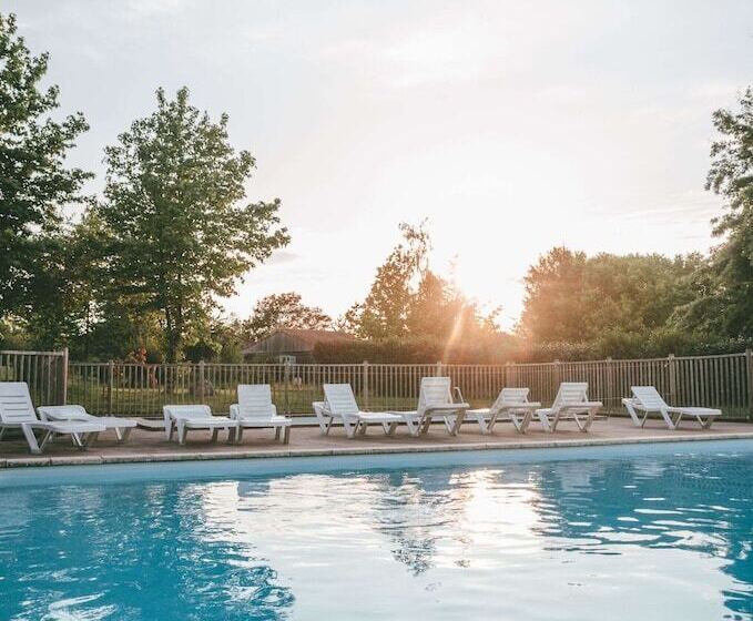 Terres de France - Natura Resort Pescalis