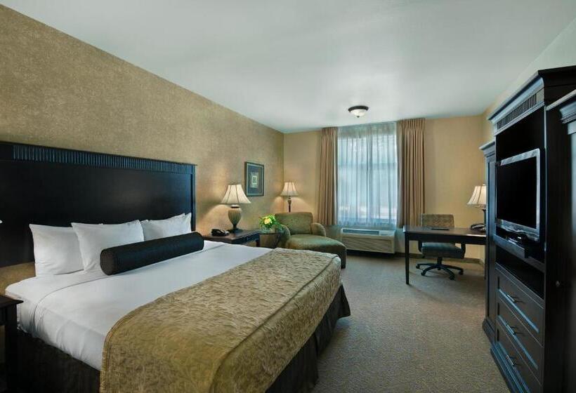 Oxford Suites Boise