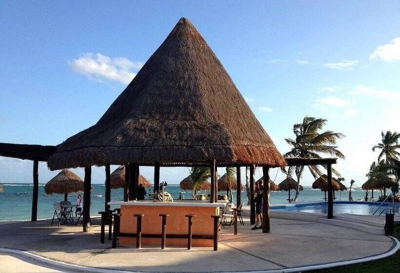 Pavoreal Beach Resort Tulum