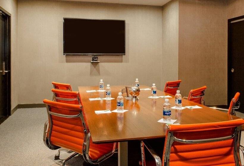 Residence Inn By Marriott New York Manhattan/central Park