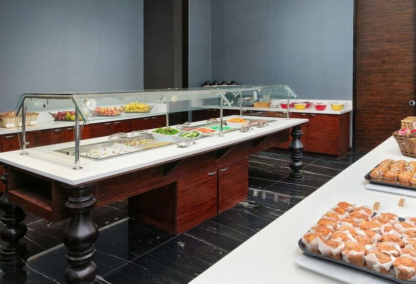 Residence Inn By Marriott New York Manhattan/central Park