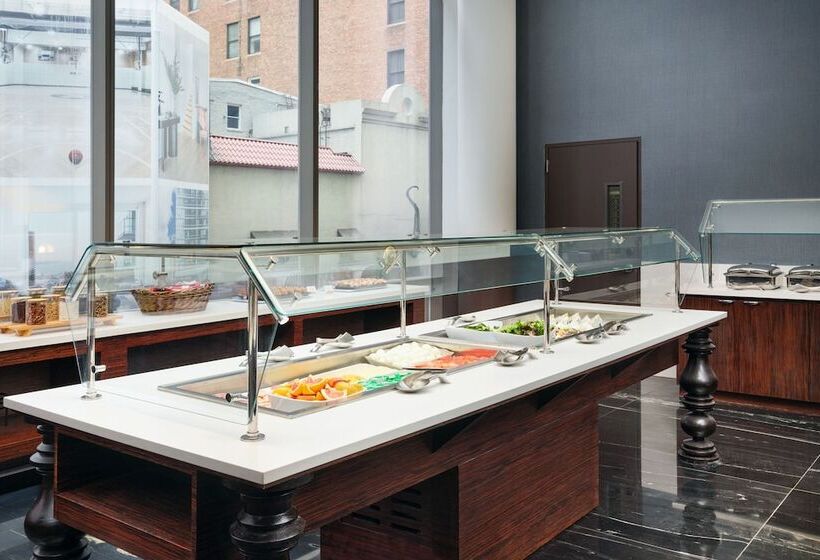 Residence Inn By Marriott New York Manhattan/central Park